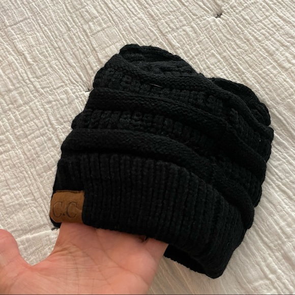 C.C California black beanie pony tail hat - Picture 2 of 8